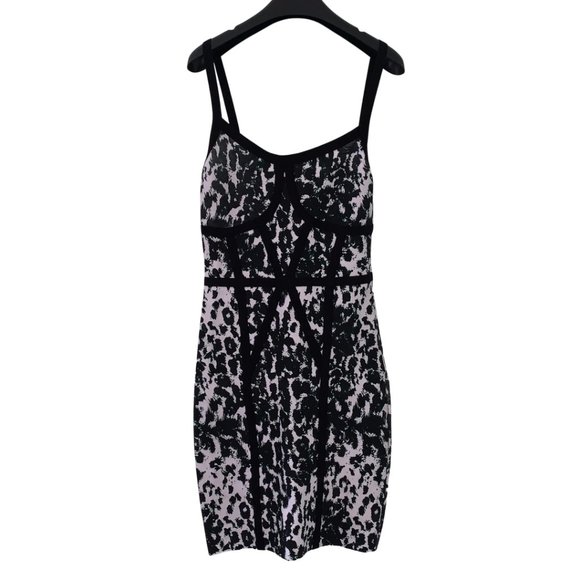 Super Hot Bodycon Dress - Picture 1 of 3